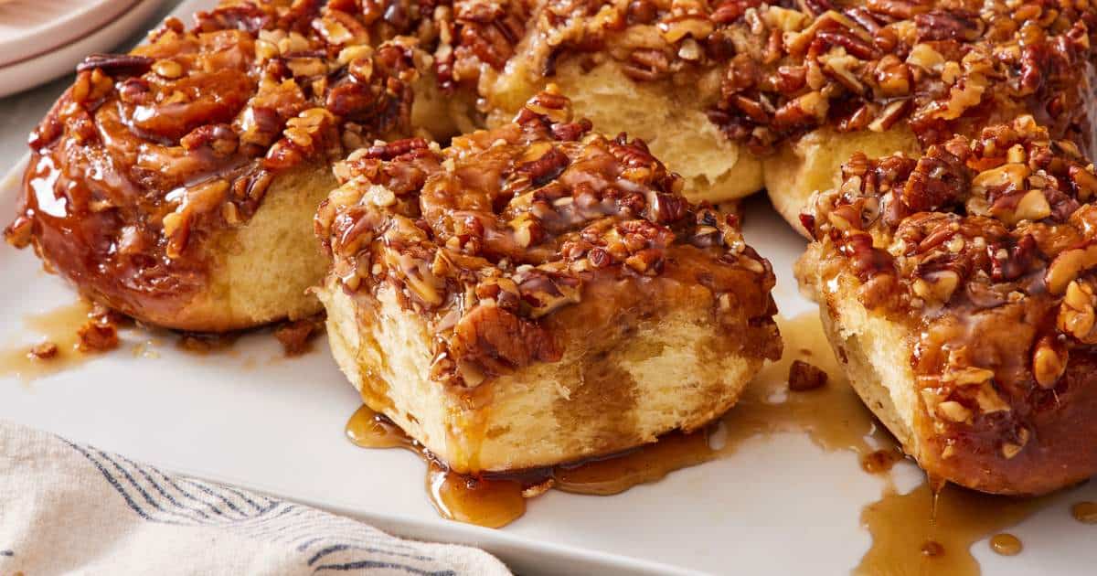 Make-Ahead Sticky Buns: Perfect for Holiday Brunch & Desserts